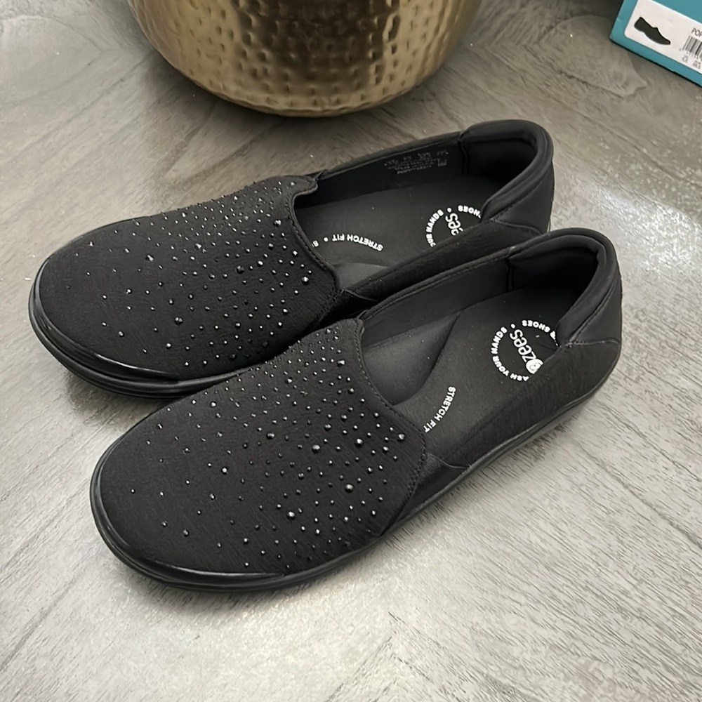 Bzees Poppyseed 3 Slip On Black (WIDE) - Picture 8 of 12